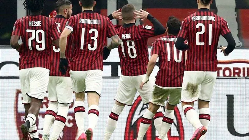 بث مباشر.. مباراة ميلان وفيورنتينا بالدوري الإيطالي