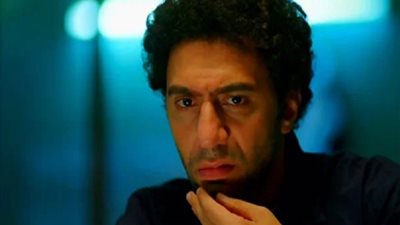 طب اللي أنا حضرته قبل كده ده كان إيه؟.. محمد سلام عن زفاف فراج وبسنت