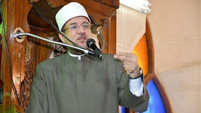 وزير الأوقاف: السماح بزيارة المقامات والأضرحة في غير أوقات الصلاة