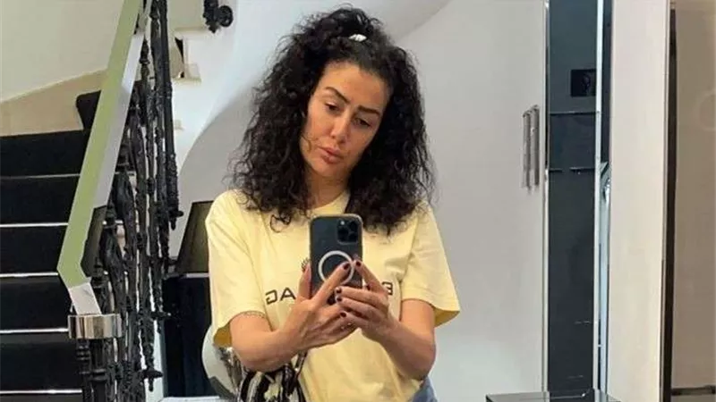 مستحيل تكون غادة.. صورة لغادة عبد الرازق تثير جدل الجمهور