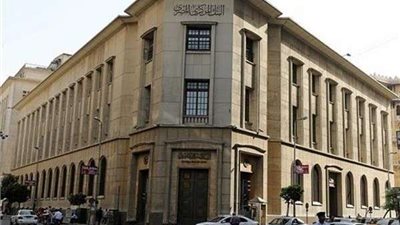 شعبة الذهب: وقف بيع وشراء الذهب ترقبًا لقرارات البنك المركزي