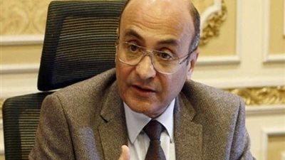 وزير العدل يخاطب 