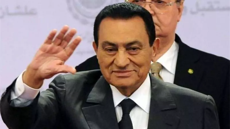 شيخ الأزهر يعرب عن تعازيه في وفاة الرئيس الأسبق حسني مبارك