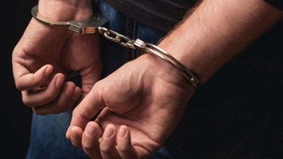 ضبط عاطل بحوزته نصف كيلو حشيش بالقناطر الخيرية