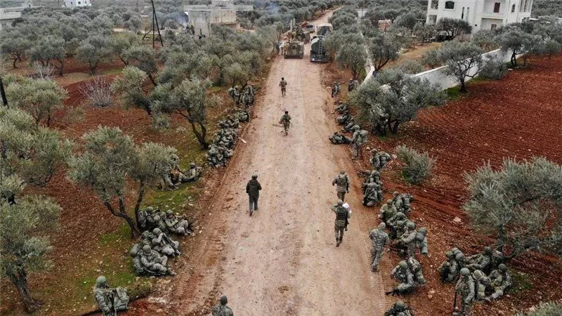 عاجل.. مقتل 34 جنديا تركيا في إدلب.. وأردوغان يعلق