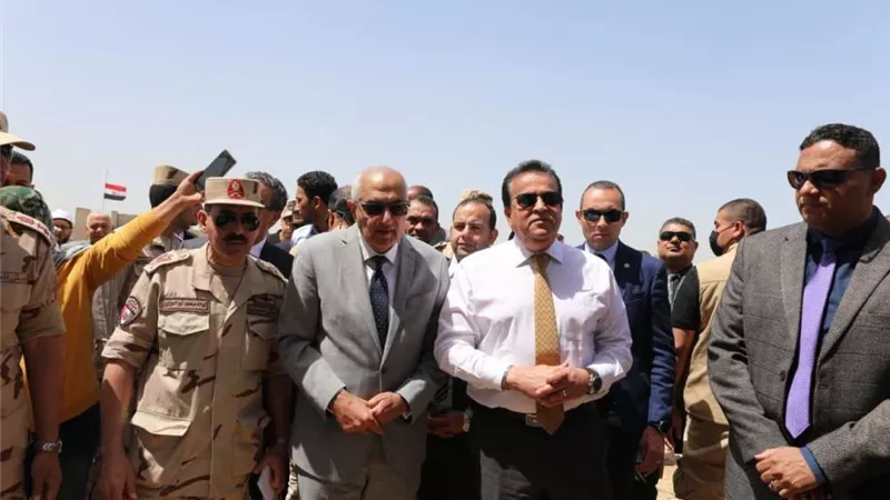 وزير التعليم العالي يتفقد منشآت جامعة المنصورة الأهلية