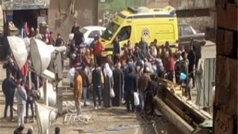مصرع مواطن  في حادث اصطدام سيارة بعمود إنارة بالمنيا