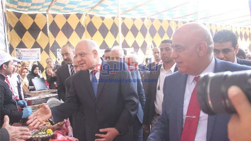 بالصور.. محافظ الجيزة يفتتح المعرض الأول للتعليم الفني بالمحافظة