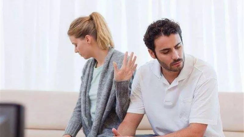 بين الحرمان و السوشيال ميديا.. أميرة عبيد تعدد أسباب فشل العلاقات الزوجية .. فيديو