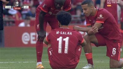 طبيب اللجنة الأولمبية: محمد صلاح مصاب بشد عضلي بسيط ويحتاج لراحة أسبوعين