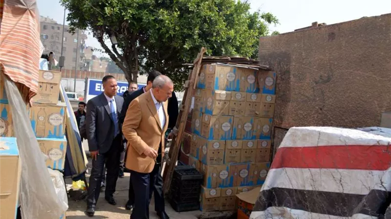 محافظ القليوبية يتفقد عددا من المدن لمتابعة النظافة وإزالة الإشغالات