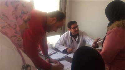 كلية طب حلوان تنظم قافلة طبية بمستشفى بدر
