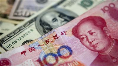 هبوط جديد في سعر الدولار اليوم.. والرهانات تتراجع
