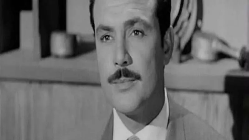حبا في الفن ترك عمله كا ضابط وطلق معبودة الجماهير بفتوى شرعية.. تعرف على أبرز محطات حياة صلاح ذو الفقار