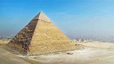 التحريات الأولية.. شاب هرم خفرع ألقى بنفسه من ارتفاع 100 متر