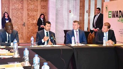 وزير الشباب والرياضة يعقد أول اجتماع رسمي بالمقر الجديد في العاصمة الإدارية الجديدة