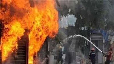 إحتفالا بزفافهم.. عروسان يشعلان النار في نفسيهما
