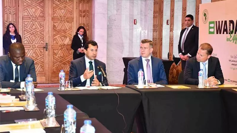 وزير الشباب والرياضة يعقد أول اجتماع رسمي بالمقر الجديد في العاصمة الإدارية الجديدة