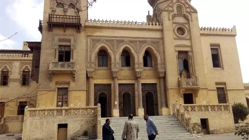 مشروع ترميم قصر السلطانة ملك بحي مصر الجديدة (صور)