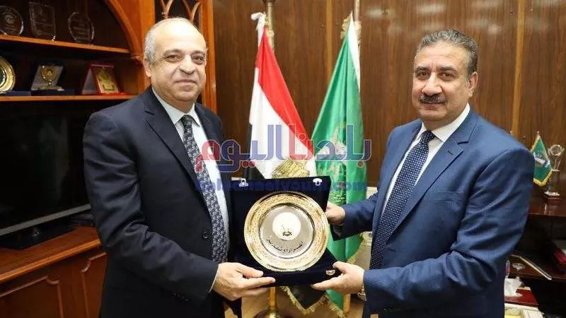 محافظ المنوفية يستقبل رئيس الهيئة العامة للمستشفيات والمعاهد التعليمية