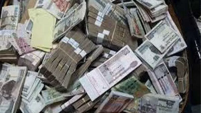 ضبط 4 مستريحين جمعوا نحو 10 ملايين (فيديو)
