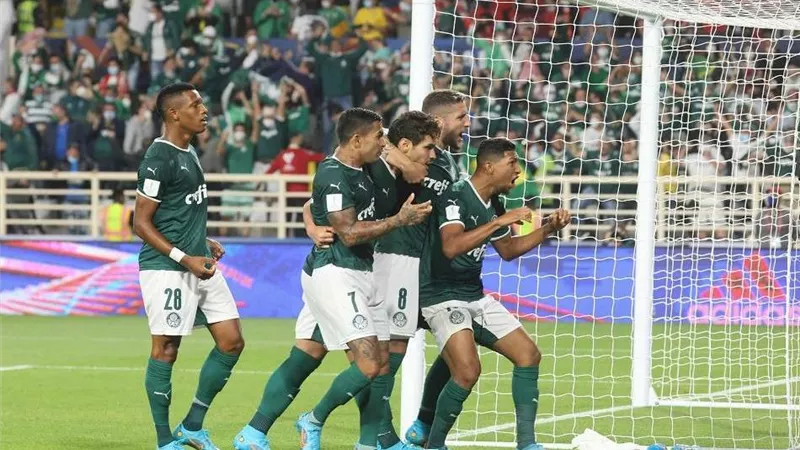 كوبا ليبرتادوريس.. كولون يطير إلى الدور الثاني وبالميراس على موعد مع كتابة التاريخ