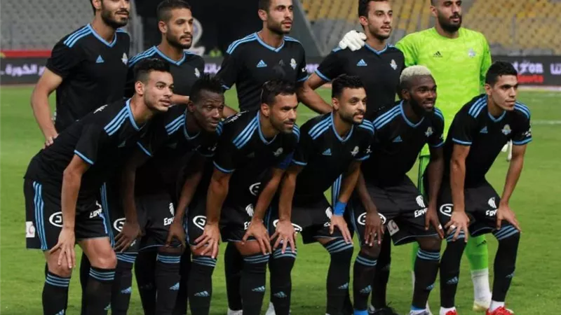 بيراميدز يضم 22 لاعبا لمواجهة إنبي