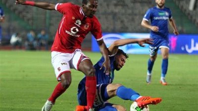 سموحة يباغت الأهلي بهدف التقدم
