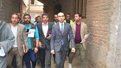 نائب محافظ سوهاج يتفقد أعمال المبادرة الرئاسية 