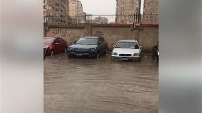 فيديو.. توقف شوارع مدينة نصر تمامًا بسبب الأمطار