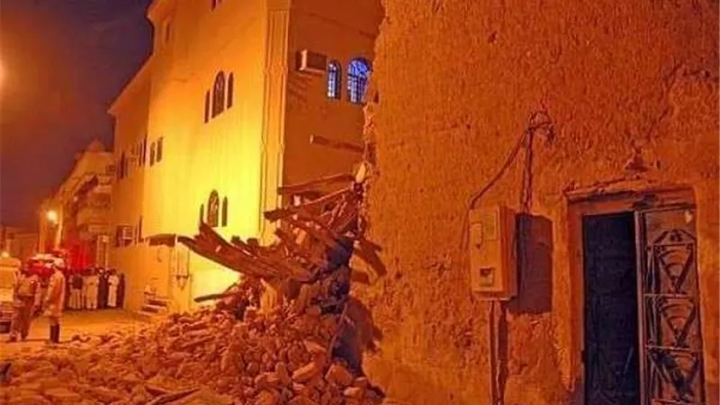 إعصار التنين يتسبب في انهيار منزل في إحدى محافظات الصعيد.. 