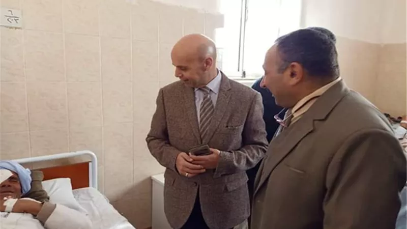 وكيل صحة الشرقية يتفقد مستشفي القنايات لمتابعة التأمين الطبي