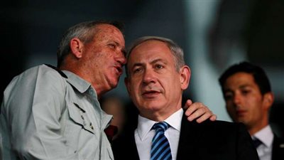 هل يتسبب كورونا في تكوين حكومة موحدة بين نتنياهو وغريمه جانتس؟