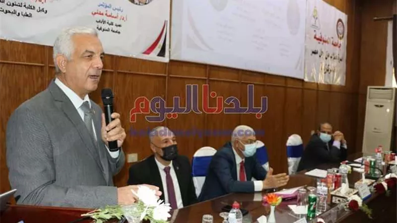 لجنة قطاع الدراسات الصيدلية بالمجلس الأعلى للجامعات في زيارة لصيدلة المنوفية