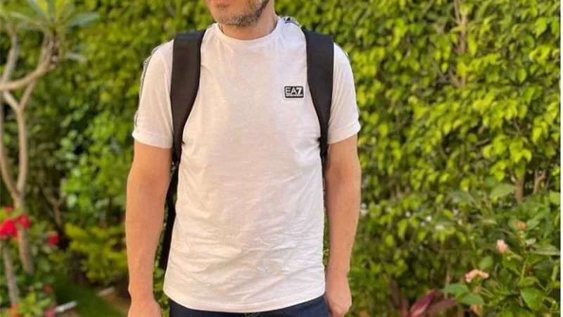 بإطلالة صيفية أحمد زاهر في أحدث ظهور له