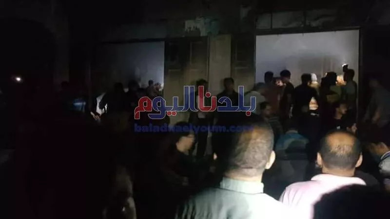 اندلاع حريق هائل بمخزن للأقمشة في المقطم