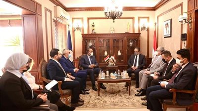 وزارة السياحة: تخصيص 70% من تأشيرات الحج السياحي هذا العام للمستوى الاقتصادي