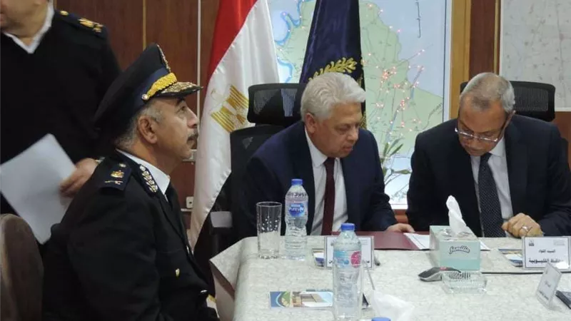 محافظ القليوبية ومدير الأمن يشاركان في إجراء قرعة الحج بالمحافظة