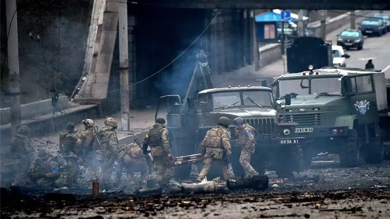 بعد مصرع 3 أشخاص.. غاز العراق توضح سبب انهيار مطعم بغداد