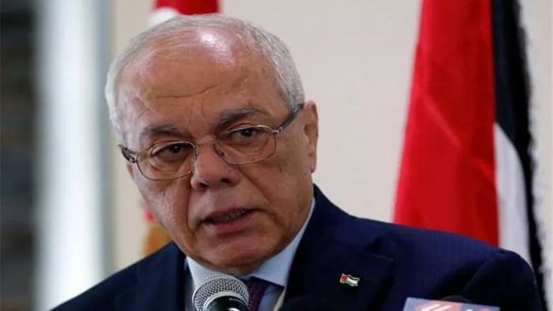 أبو مازن ينعي وفاة أمين عام الرئاسة الفلسطينية 