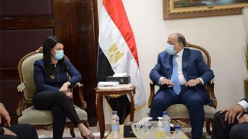 توقيع بروتوكولات بدء تنفيذ المشروعات الاستثمارية لتطهير مصرف كيتشنر