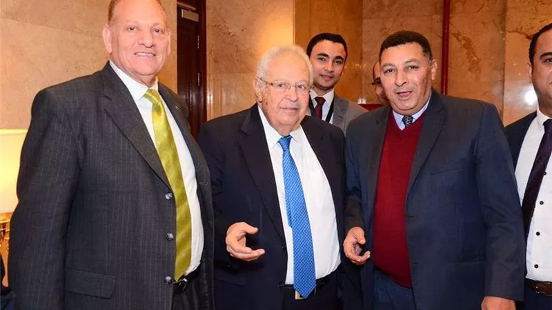 أول تعليق من رجائي عطية بعد فوزه بمنصب نقيب المحامين
