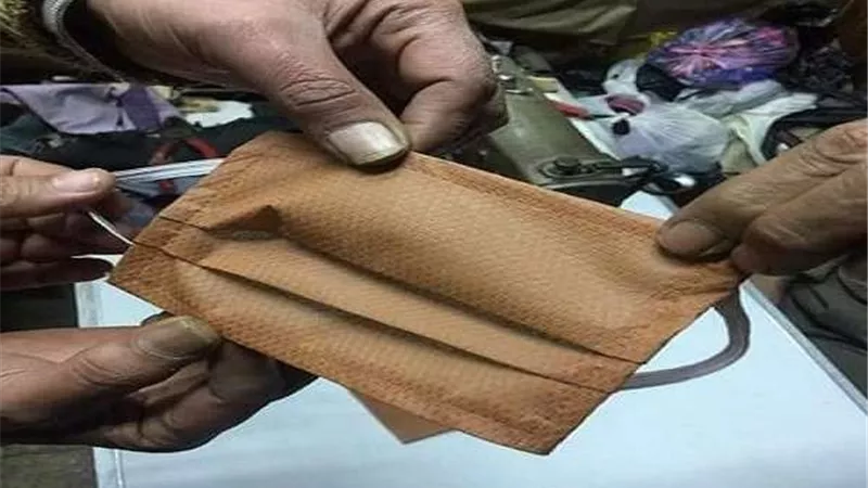 ضبط 12 ألف كمامة مغشوشة داخل مصنع بالمعصرة