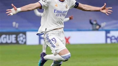 الحب بين بنزيما وإمبابي انتهى وهذا الدليل