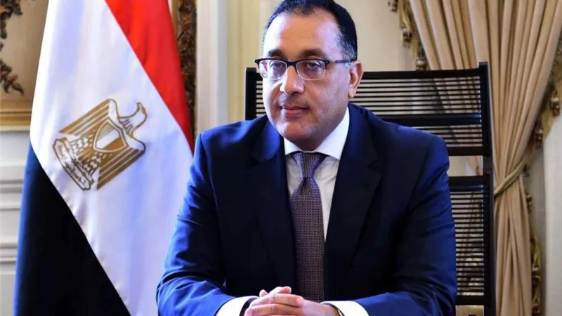 مدبولي: توطين صناعة السيارات الهدف من صندوق تمويل النقل المستدام