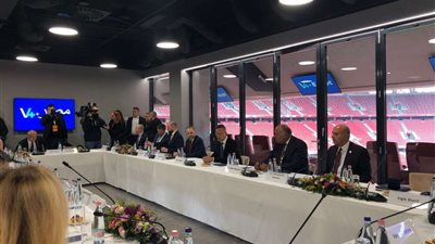 وزير الخارجية يستقبل وفد المديرين التنفيذيين للبنك الدولي