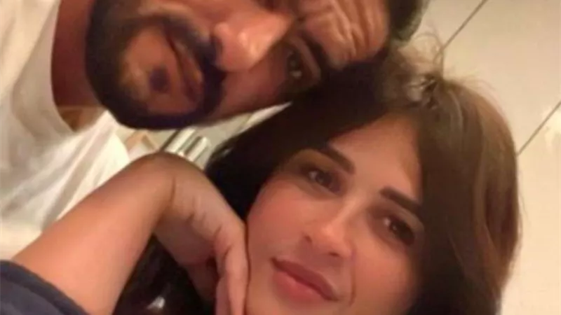 سر انفصال ياسمين عبد العزيز عن أحمد العوضي قبل سفرها للعلاج