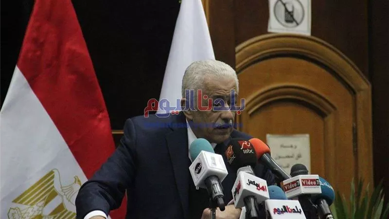 وزير التربية والتعليم يكشف مصير مد تأجيل الدراسة 