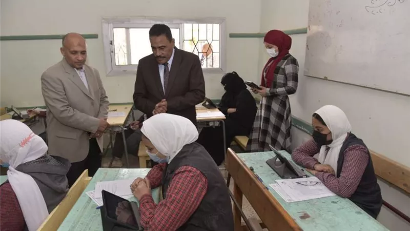التعليم تضبط 16 حالة غش بامتحانات الدبلومات الفنية اليوم
