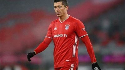 من الفقر للمجد.. ليفاندوفسكي يسرد تفاصيل الطفولة القاسية